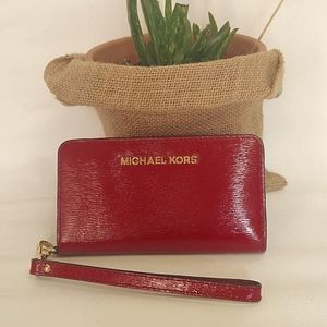 Michael kors wristlet wallet!!